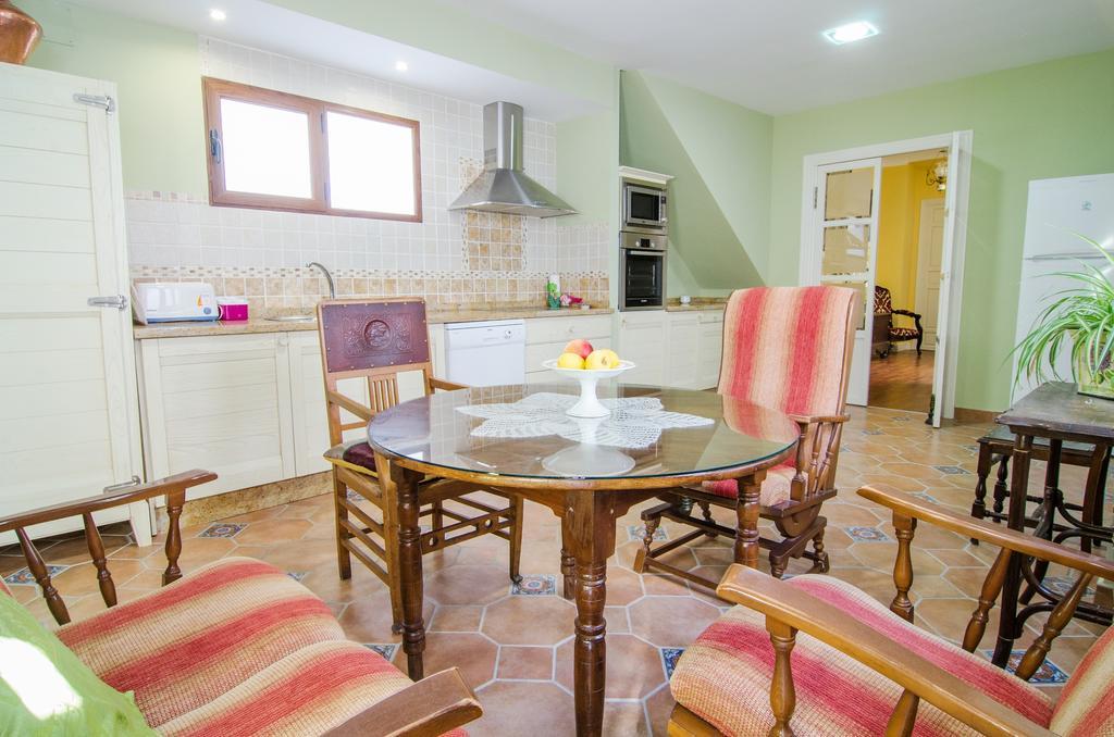 Apartamentos Salmerones Alhama de Granada Quarto foto